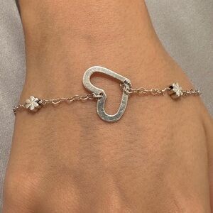 925 sterling Silver Heart Link Bracelet with Clover Accents